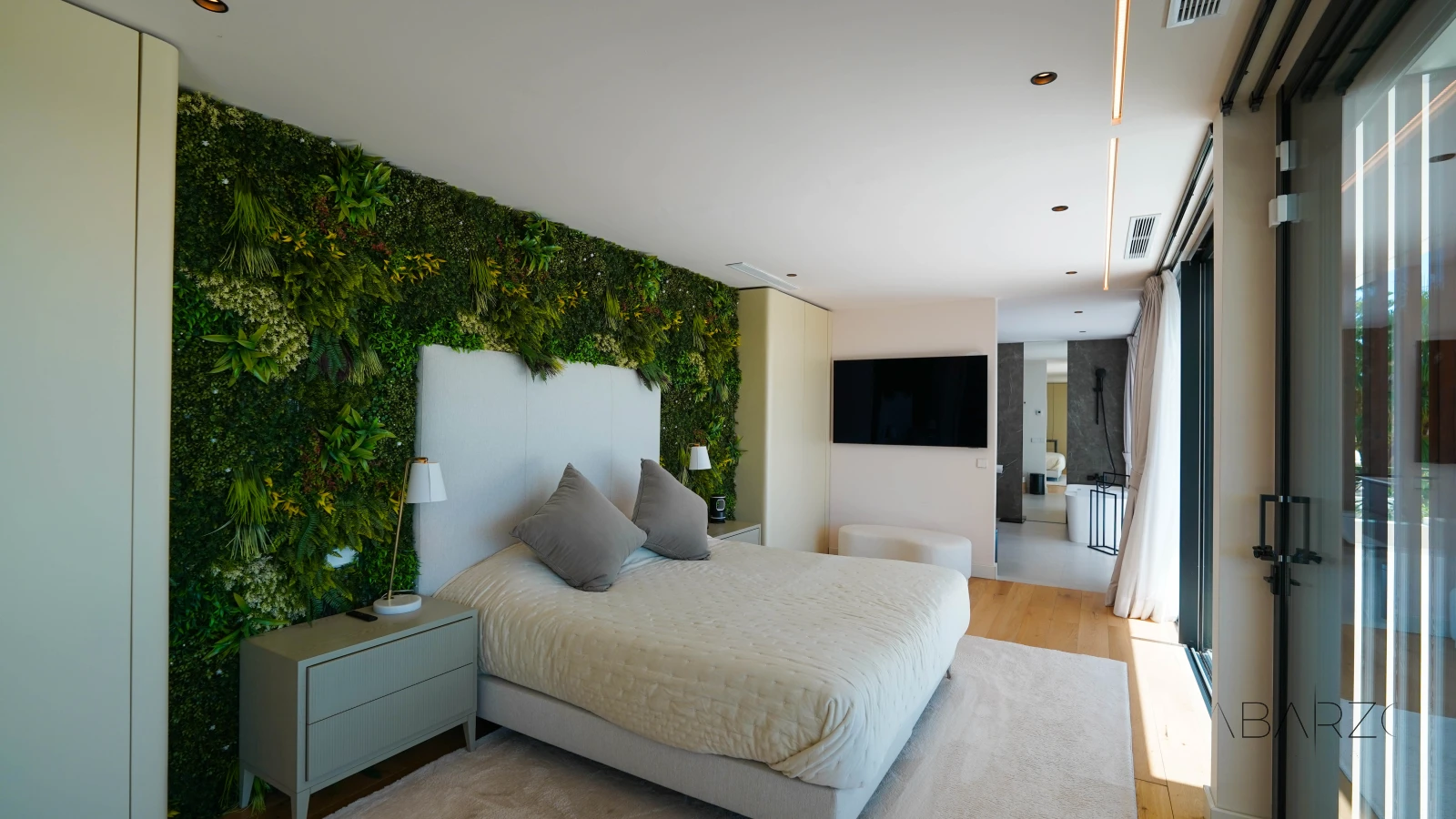 Contemporary villa in Sierra Blanca, Marbella with pool and sea views — interior, Golden Mile, Marbella (10 of 73)