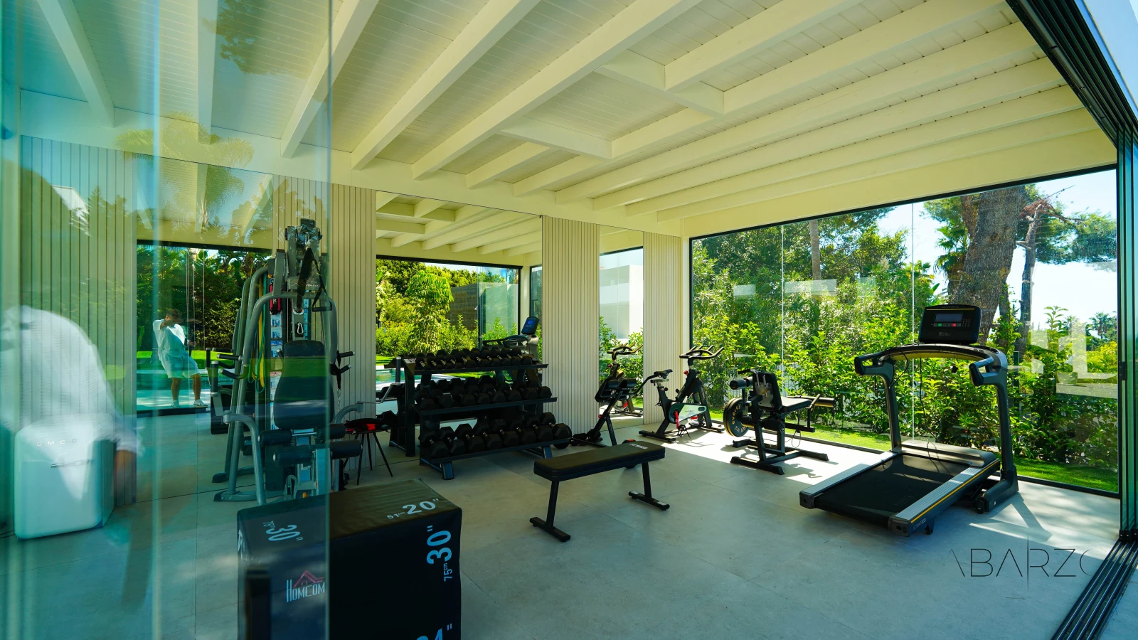 Contemporary villa in Sierra Blanca, Marbella with pool and sea views — interior, Golden Mile, Marbella (54 of 73)