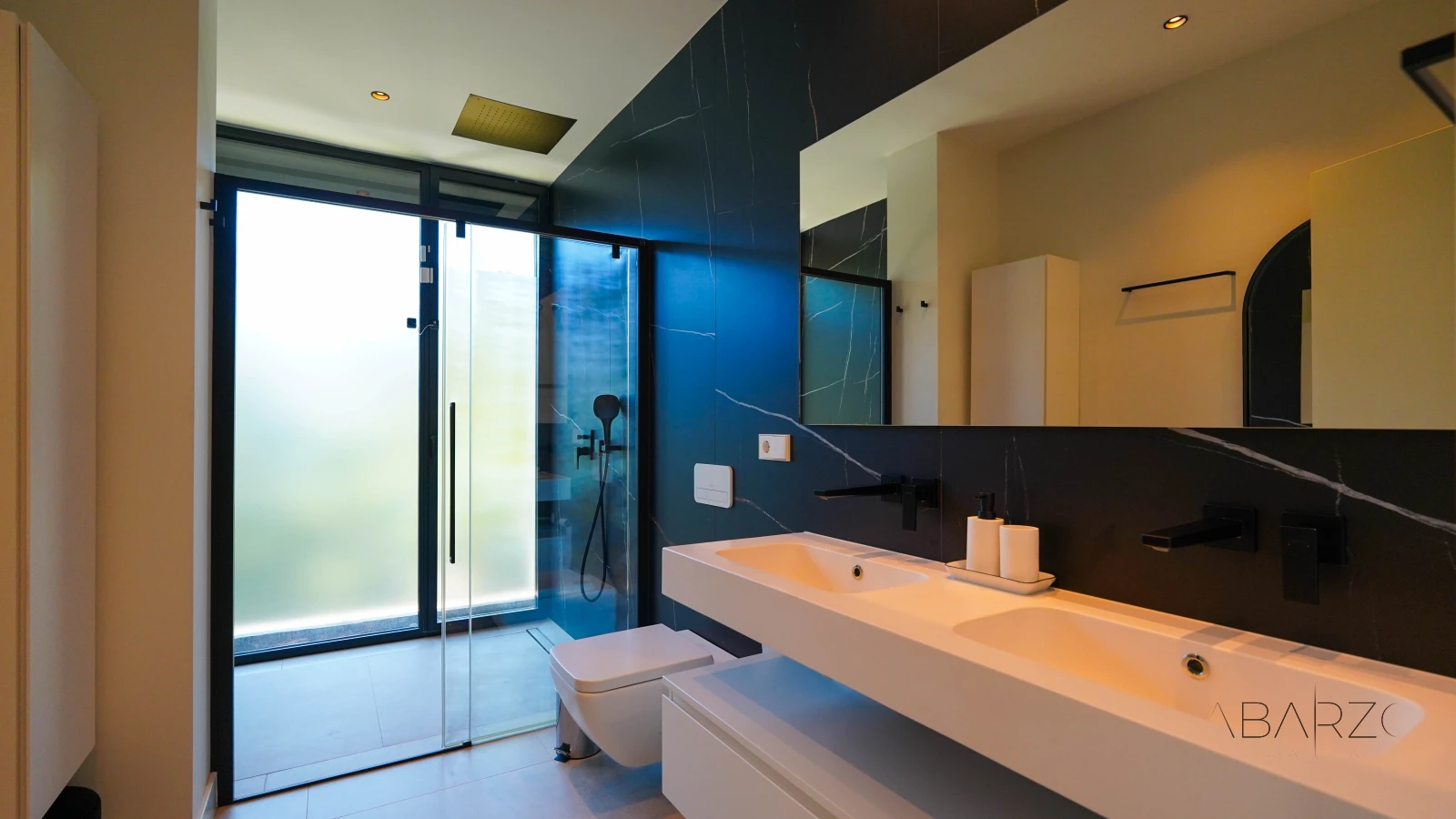 Contemporary villa in Sierra Blanca, Marbella with pool and sea views — interior, Golden Mile, Marbella (67 of 73)