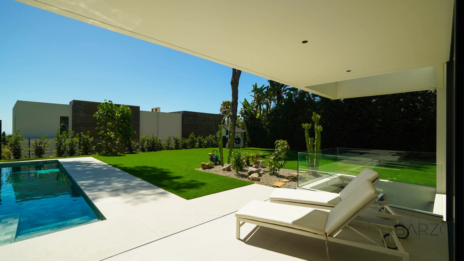 Contemporary villa in Sierra Blanca, Marbella with pool and sea views — interior, Golden Mile, Marbella (56 of 73)
