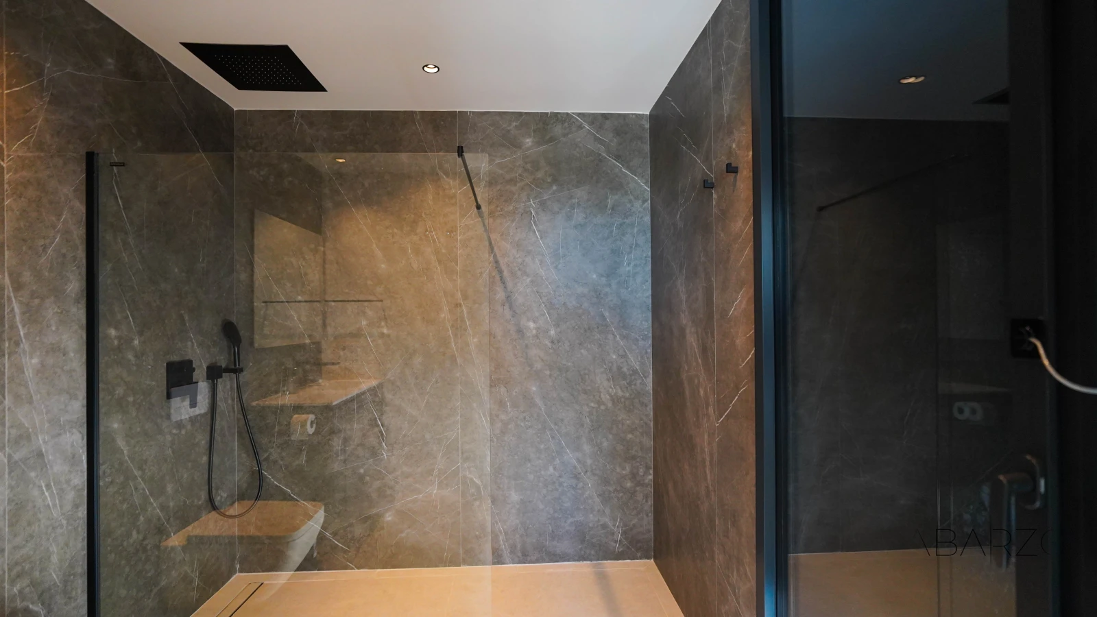Contemporary villa in Sierra Blanca, Marbella with pool and sea views — interior, Golden Mile, Marbella (48 of 73)