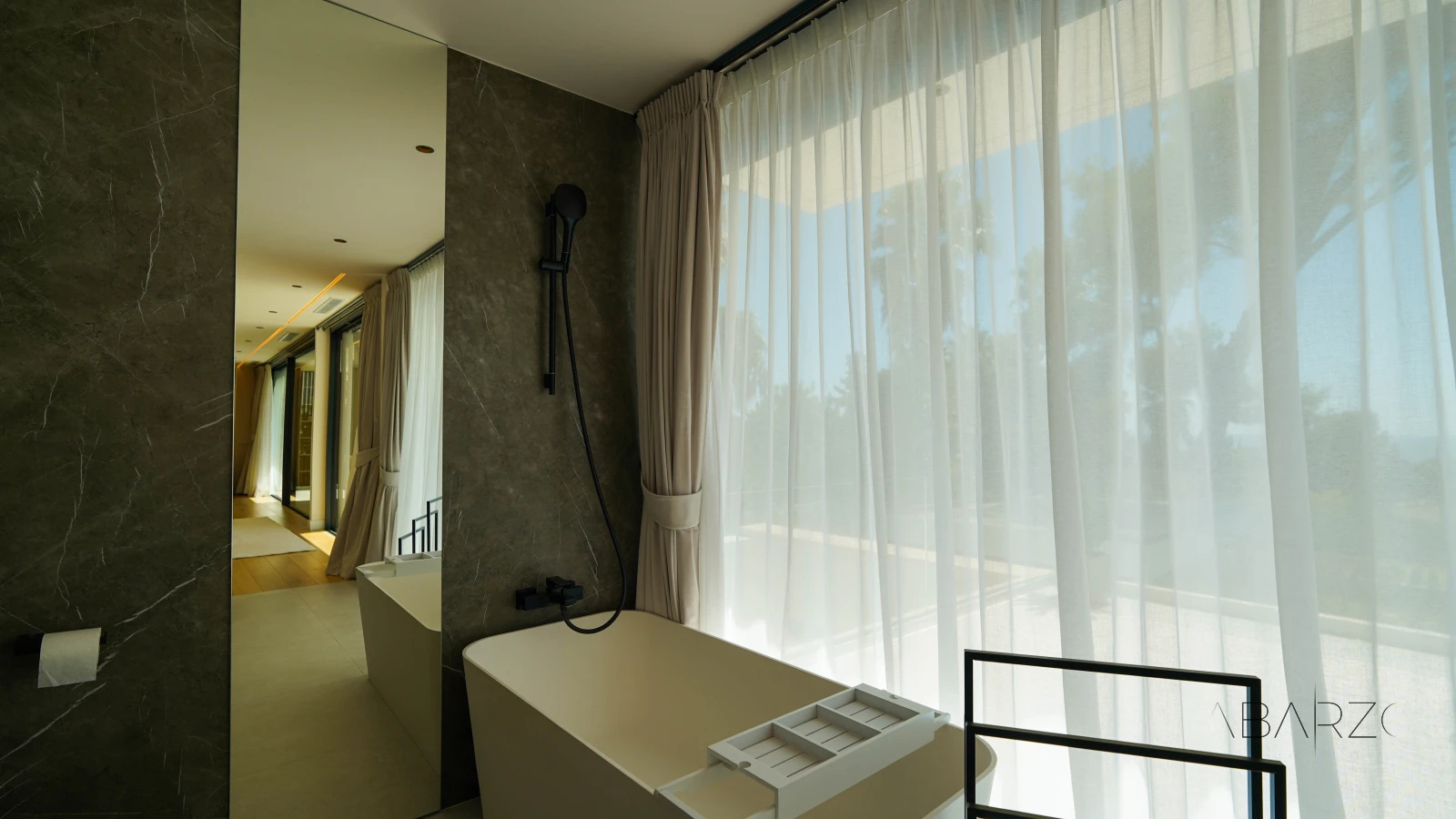 Contemporary villa in Sierra Blanca, Marbella with pool and sea views — interior, Golden Mile, Marbella (32 of 73)