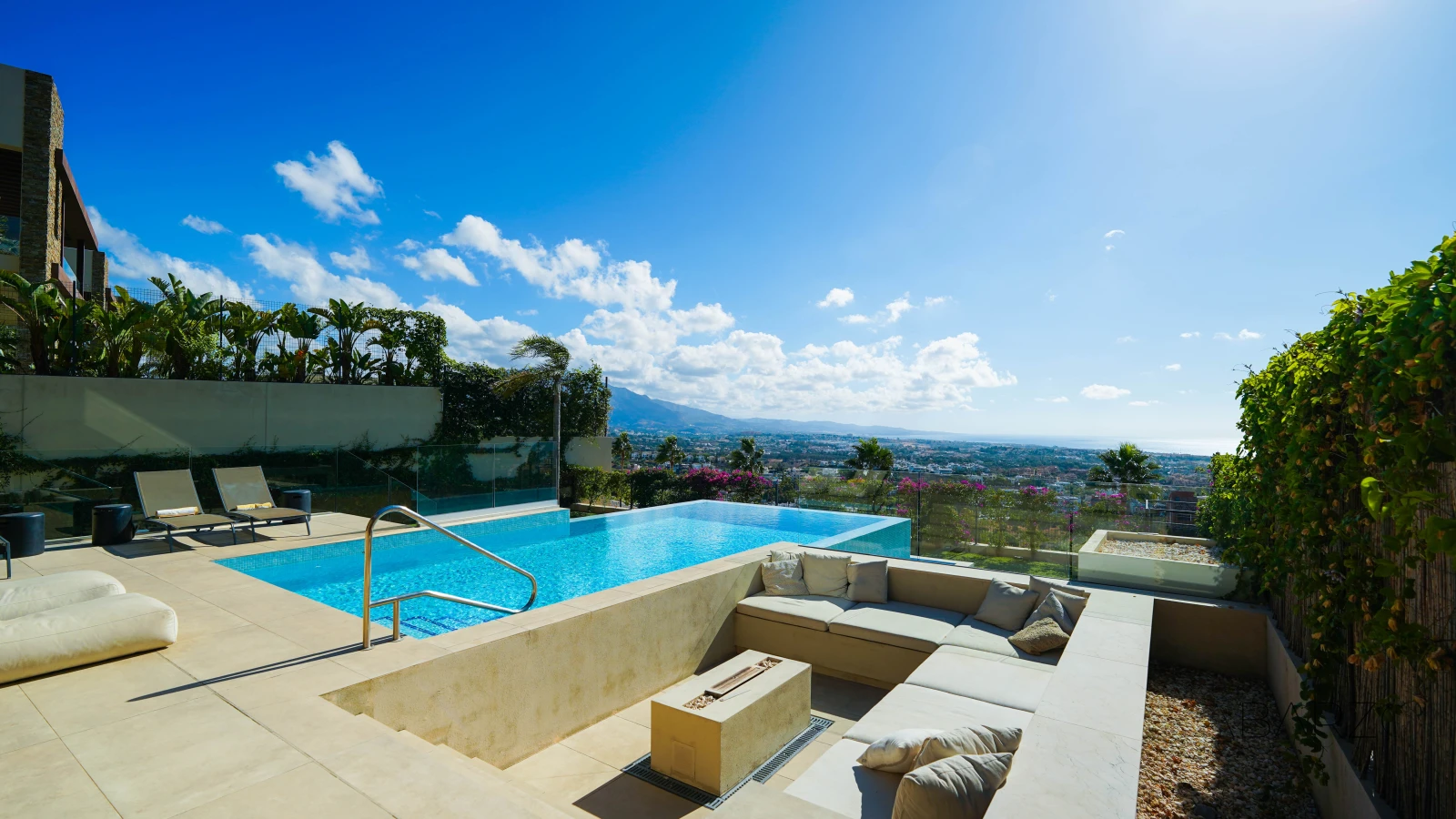 Contemporary Villa in Benahavís with Infinity Pool and Panoramic Sea Views — interior, Benahavís (9 of 110)