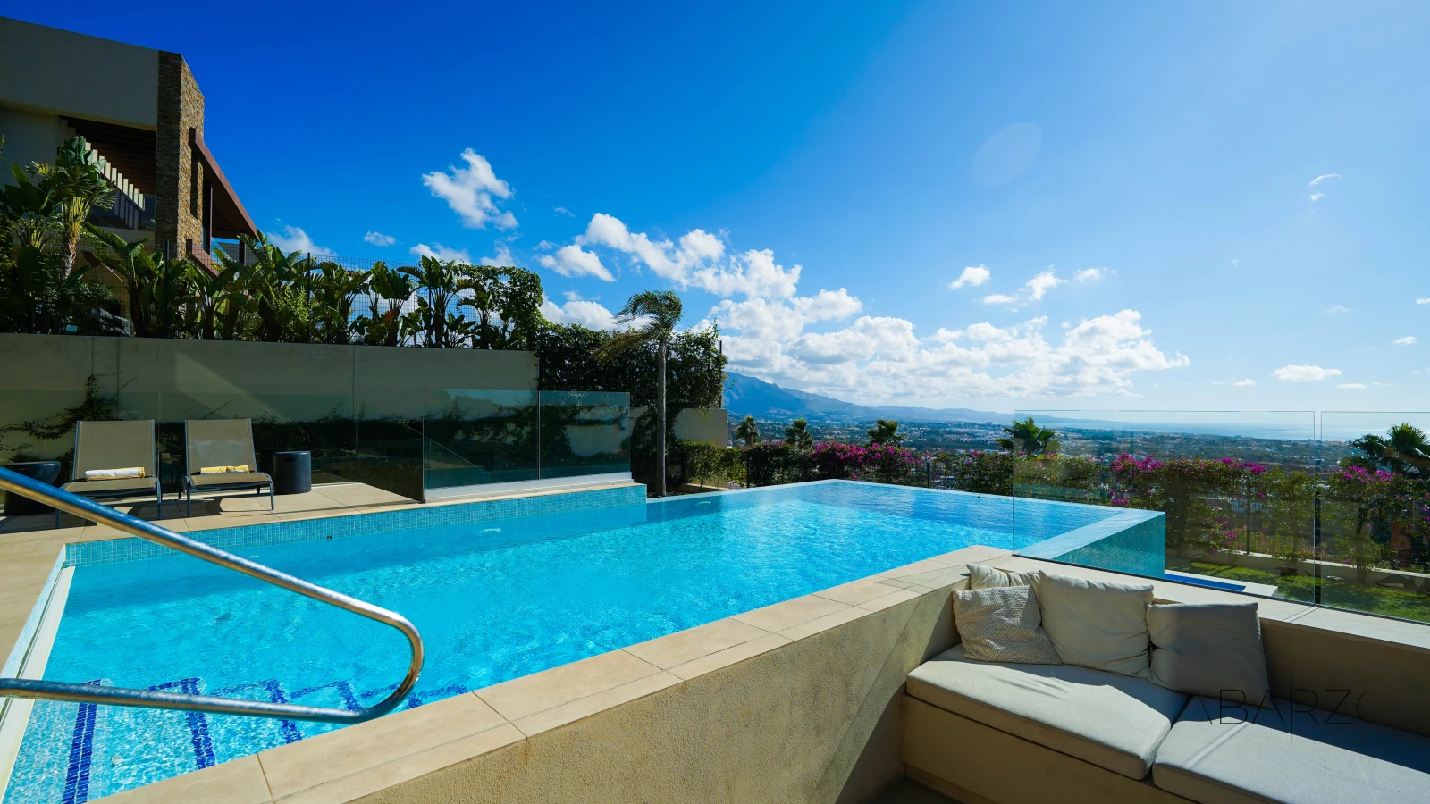 Contemporary Villa in Benahavís with Infinity Pool and Panoramic Sea Views — interior, Benahavís (10 of 110)