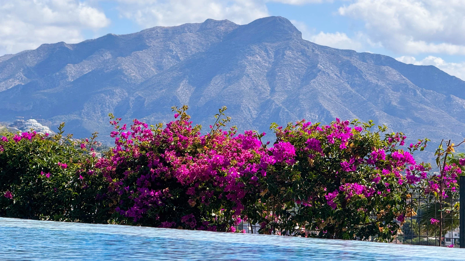 Contemporary Villa in Benahavís with Infinity Pool and Panoramic Sea Views — interior, Benahavís (2 of 110)
