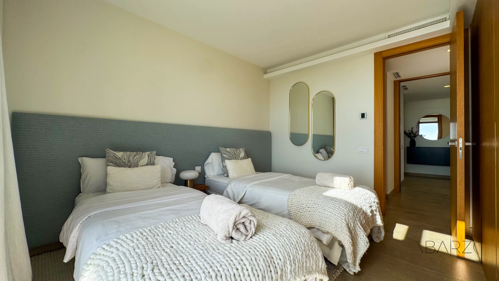 Contemporary Villa in Benahavís with Infinity Pool and Panoramic Sea Views — interior, Benahavís (45 of 110)