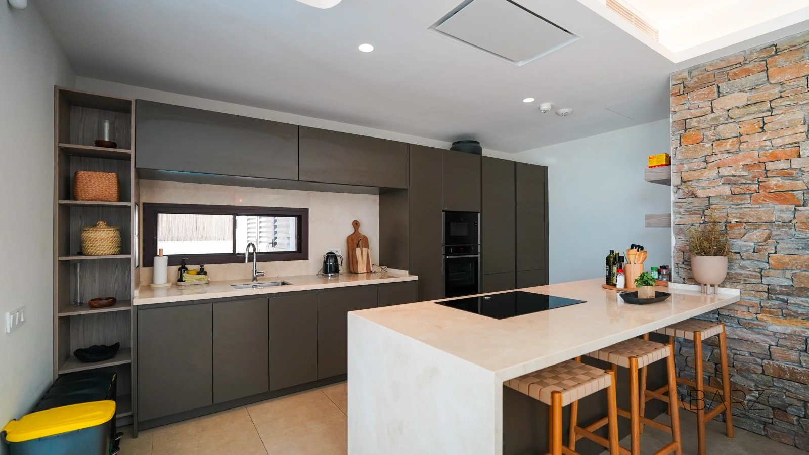 Contemporary Villa in Benahavís with Infinity Pool and Panoramic Sea Views — interior, Benahavís (33 of 110)