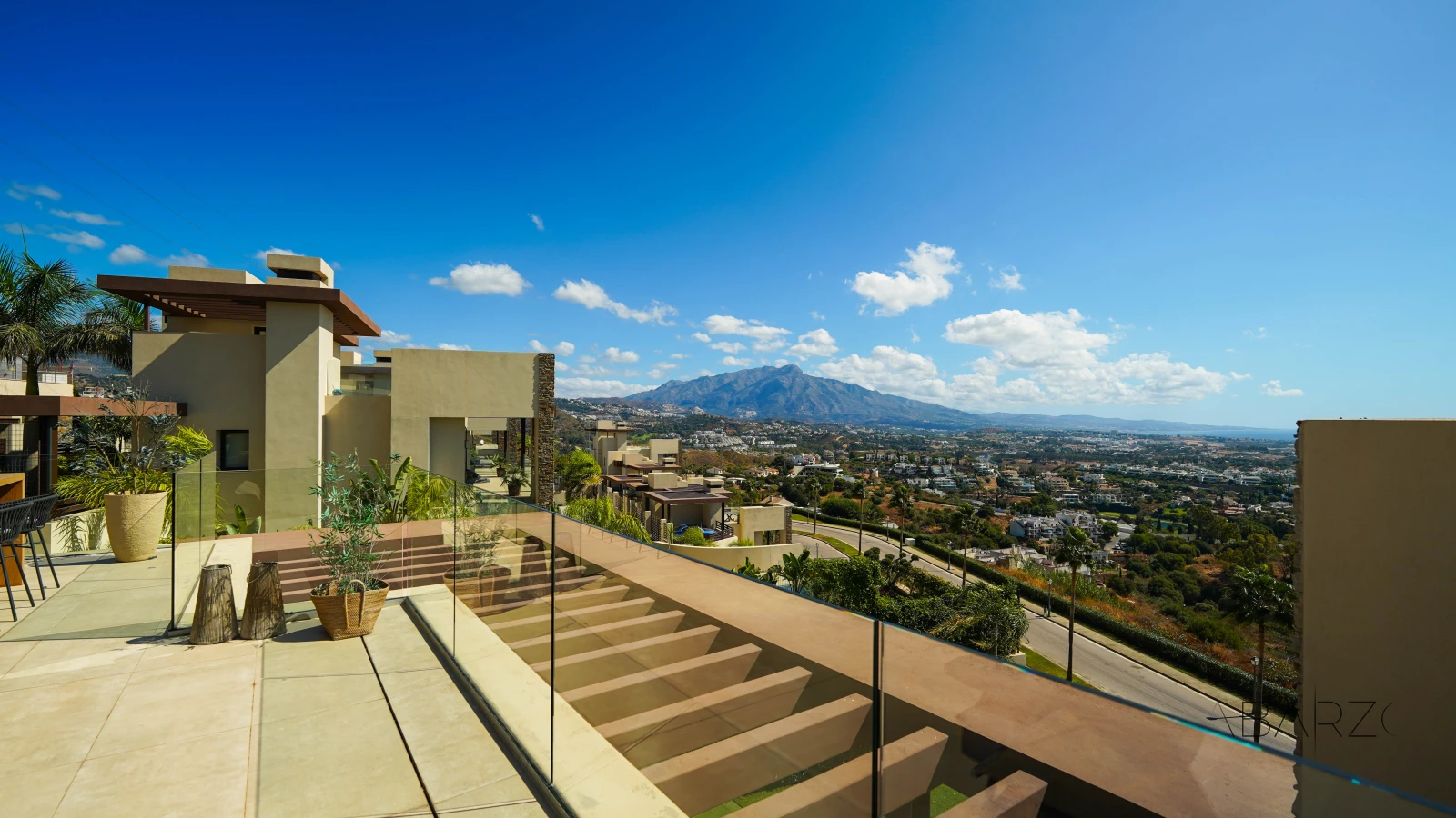 Contemporary Villa in Benahavís with Infinity Pool and Panoramic Sea Views — interior, Benahavís (106 of 110)