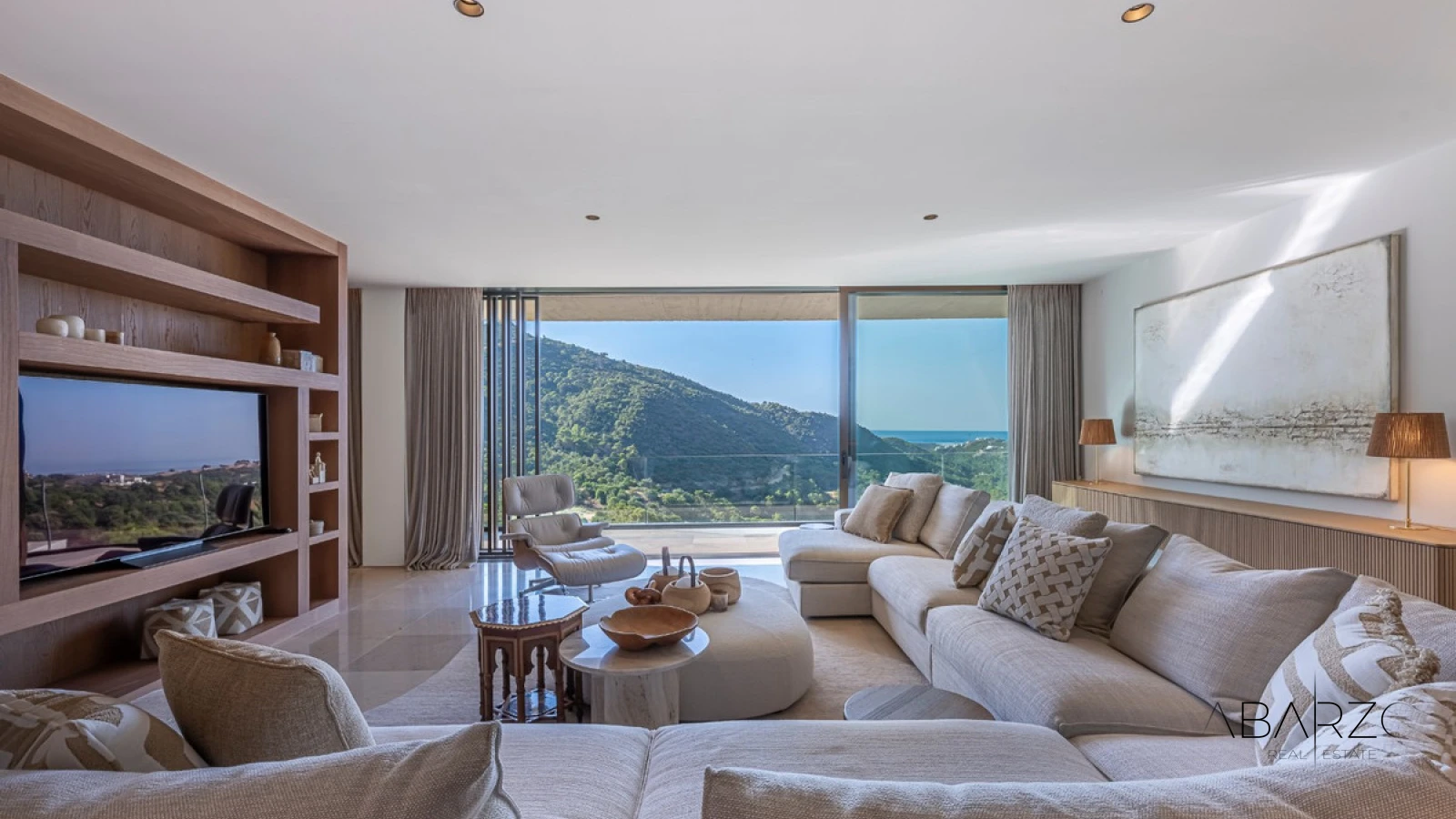 Contemporary hillside house with Mediterranean views and integrated design — interior, El Madroñal, Benahavís (5 of 49)