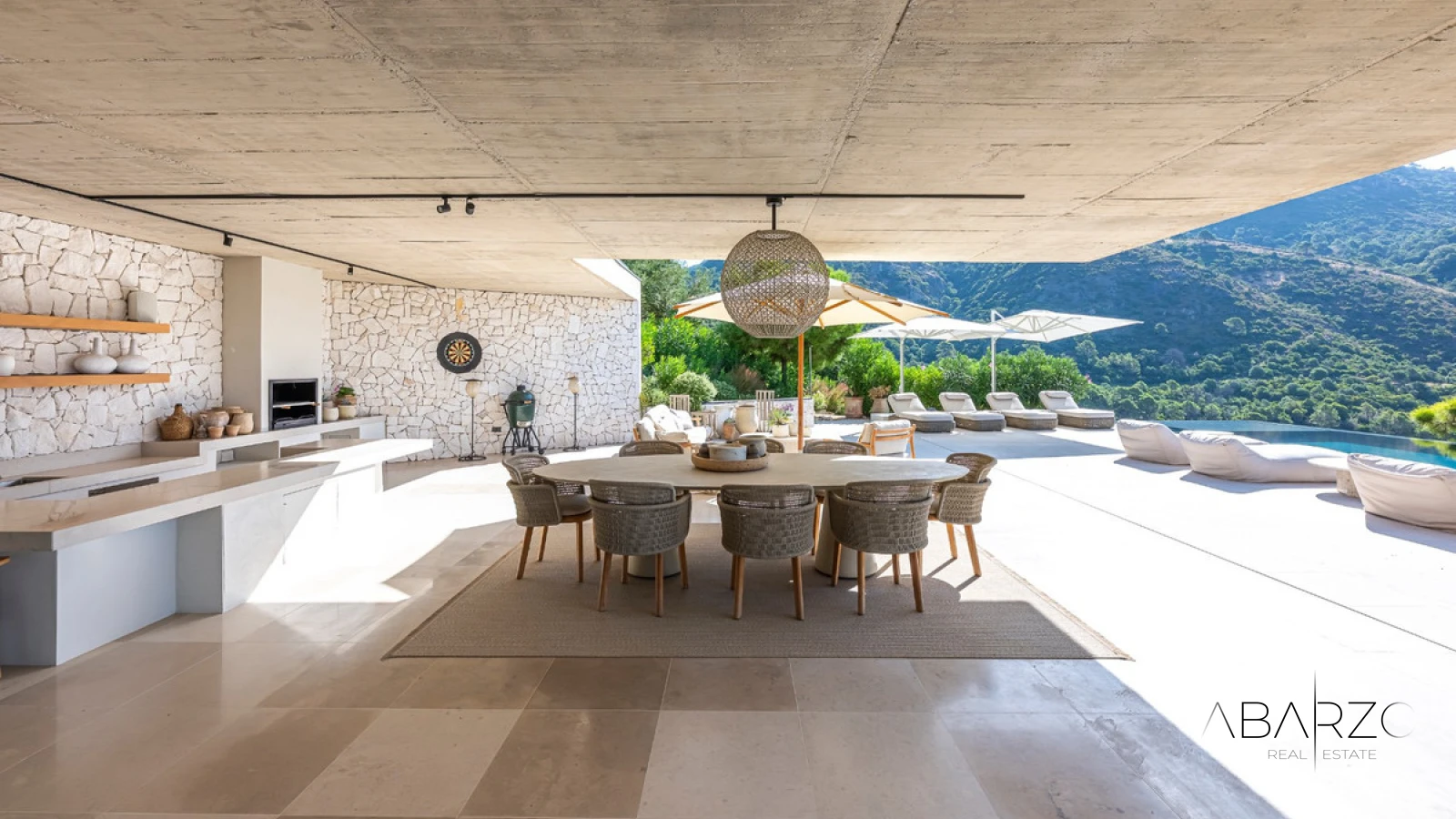 Contemporary hillside house with Mediterranean views and integrated design — interior, El Madroñal, Benahavís (14 of 49)