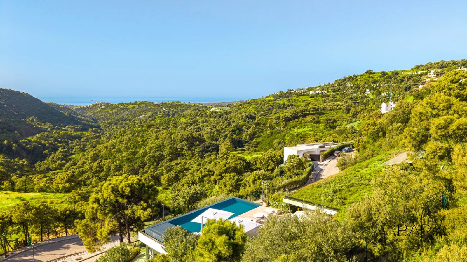Contemporary hillside house with Mediterranean views and integrated design — interior, El Madroñal, Benahavís (44 of 49)