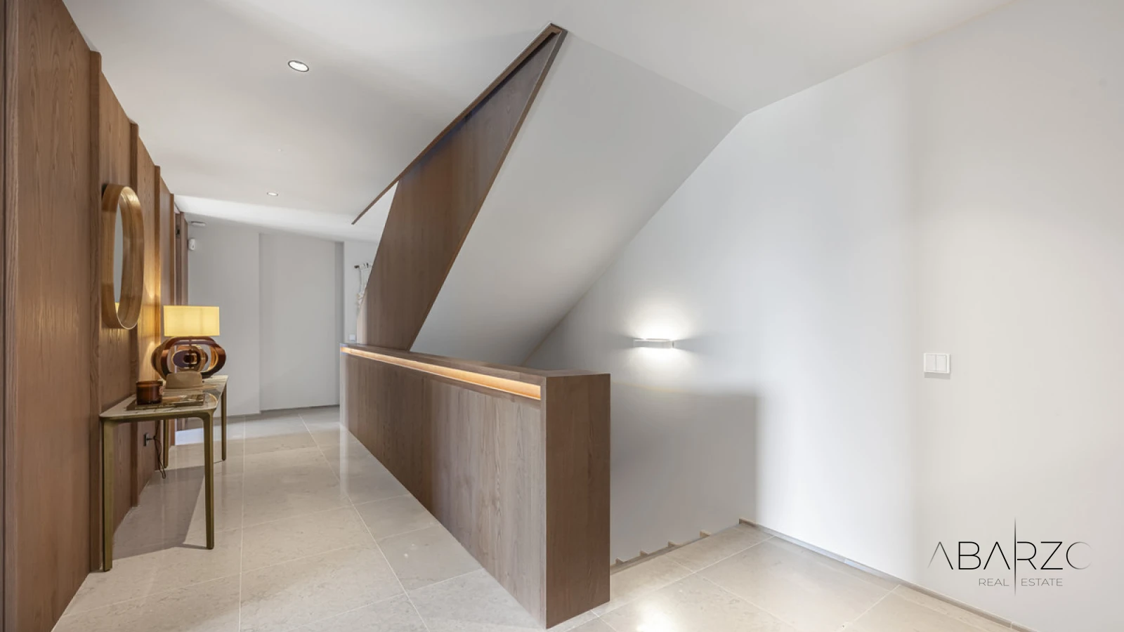 Contemporary hillside house with Mediterranean views and integrated design — interior, El Madroñal, Benahavís (35 of 49)