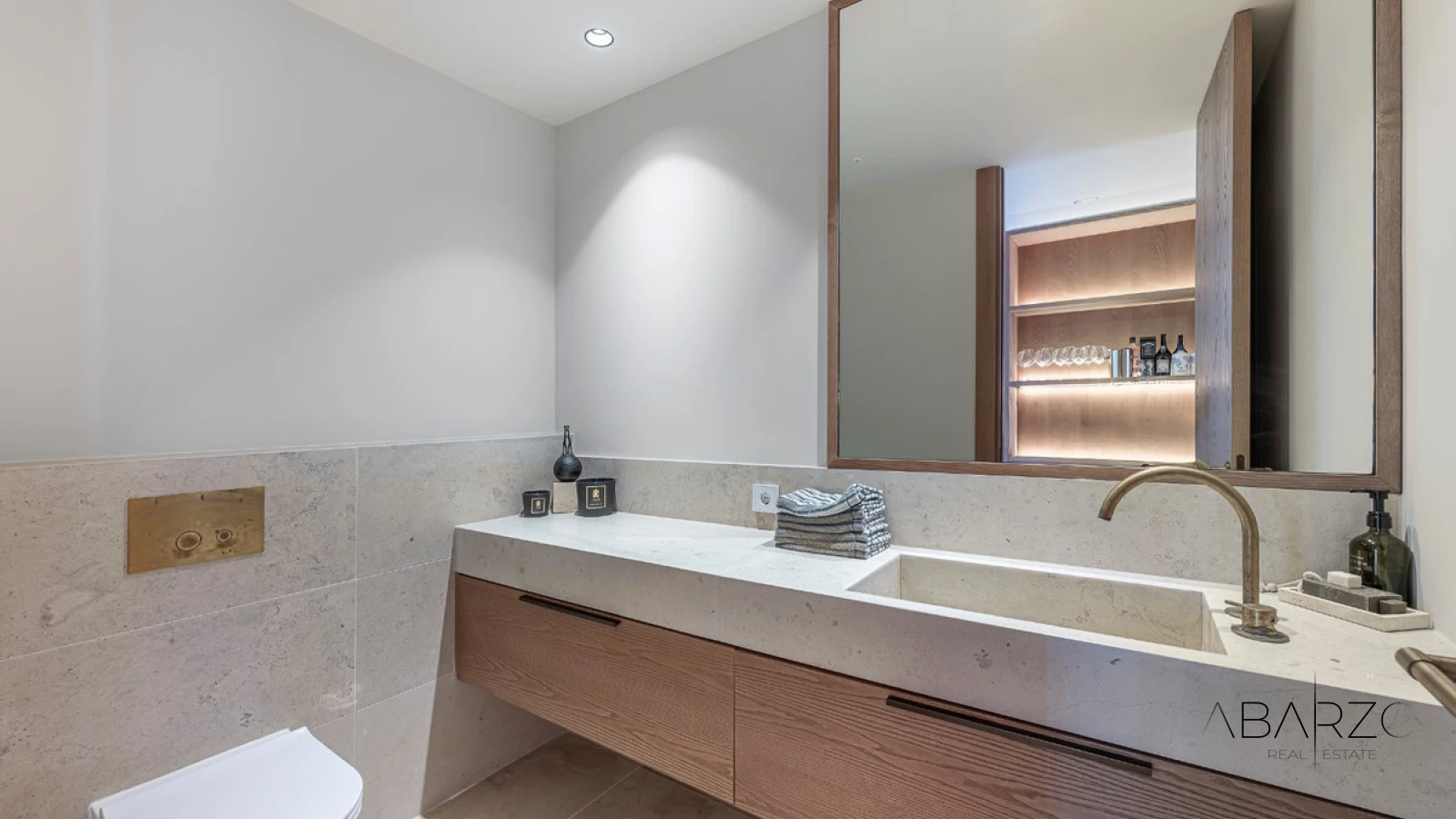 Contemporary hillside house with Mediterranean views and integrated design — interior, El Madroñal, Benahavís (29 of 49)