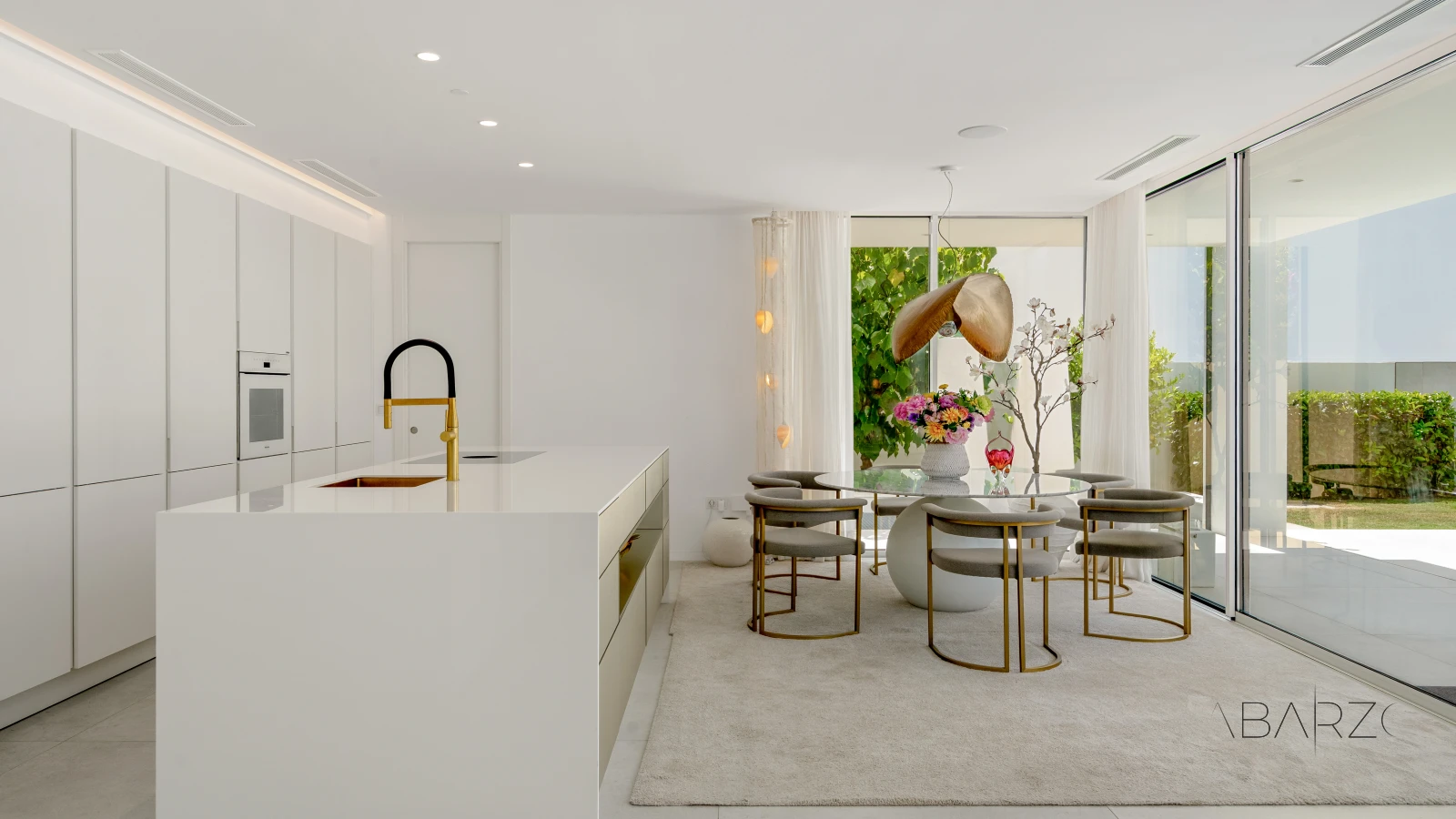Magnificent Villa in Costa del Sol with Modern Design and Sea Proximity — interior, Cortijo Blanco, San Pedro de Alcántara (29 of 36)