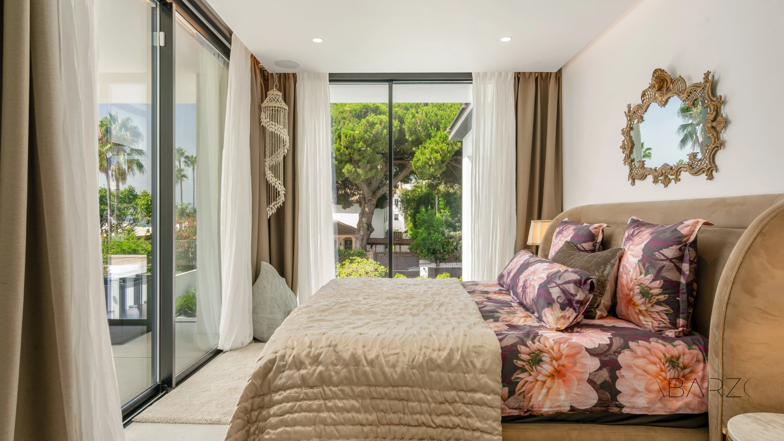Magnificent Villa in Costa del Sol with Modern Design and Sea Proximity — interior, Cortijo Blanco, San Pedro de Alcántara (20 of 36)