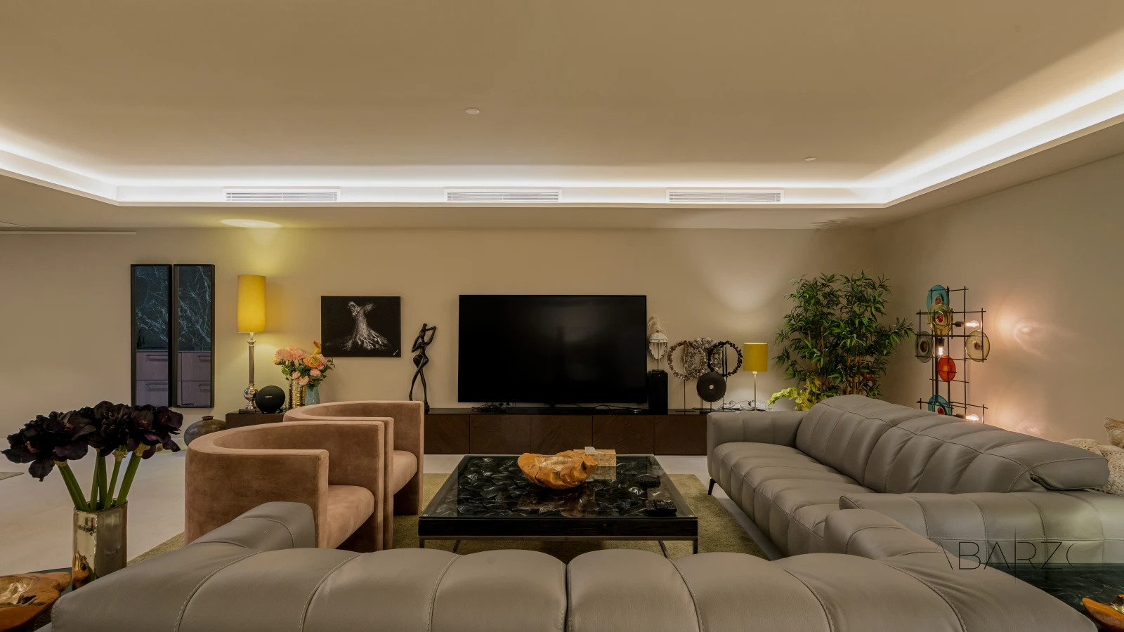 Magnificent Villa in Costa del Sol with Modern Design and Sea Proximity — interior, Cortijo Blanco, San Pedro de Alcántara (13 of 36)
