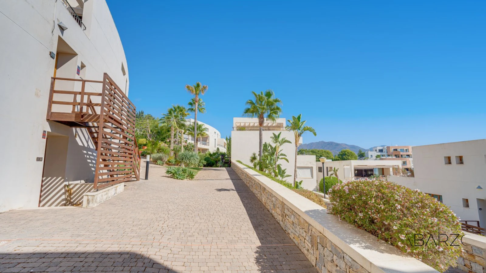 Ground floor apartment in Lomas de Los Monteros with terrace and pool access — interior, Marbella East, Marbella (17 of 19)
