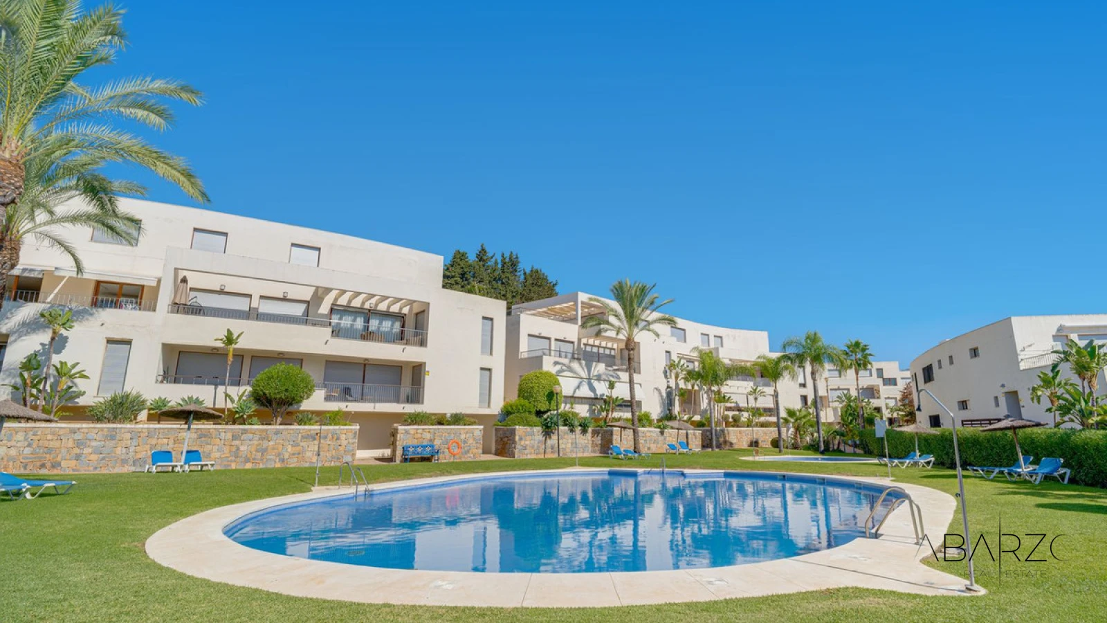 Ground floor apartment in Lomas de Los Monteros with terrace and pool access — interior, Marbella East, Marbella (3 of 19)