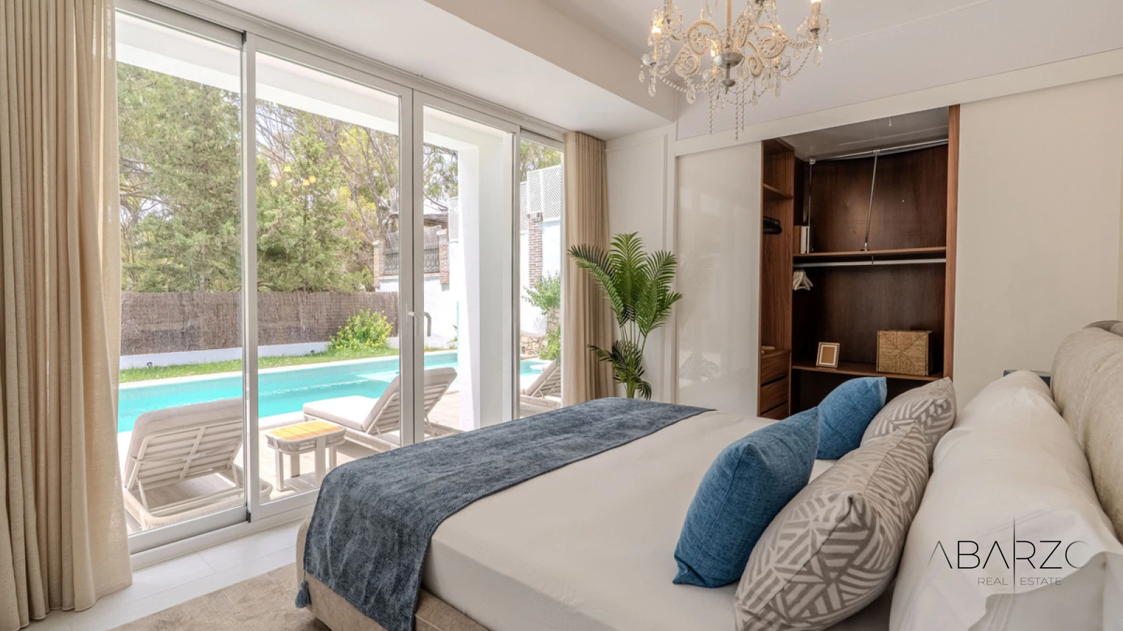 Beautiful 4-Bedroom Villa in Nueva Andalucía with Pool and Gardens — interior, Nueva Andalucía, Marbella (2 of 49)