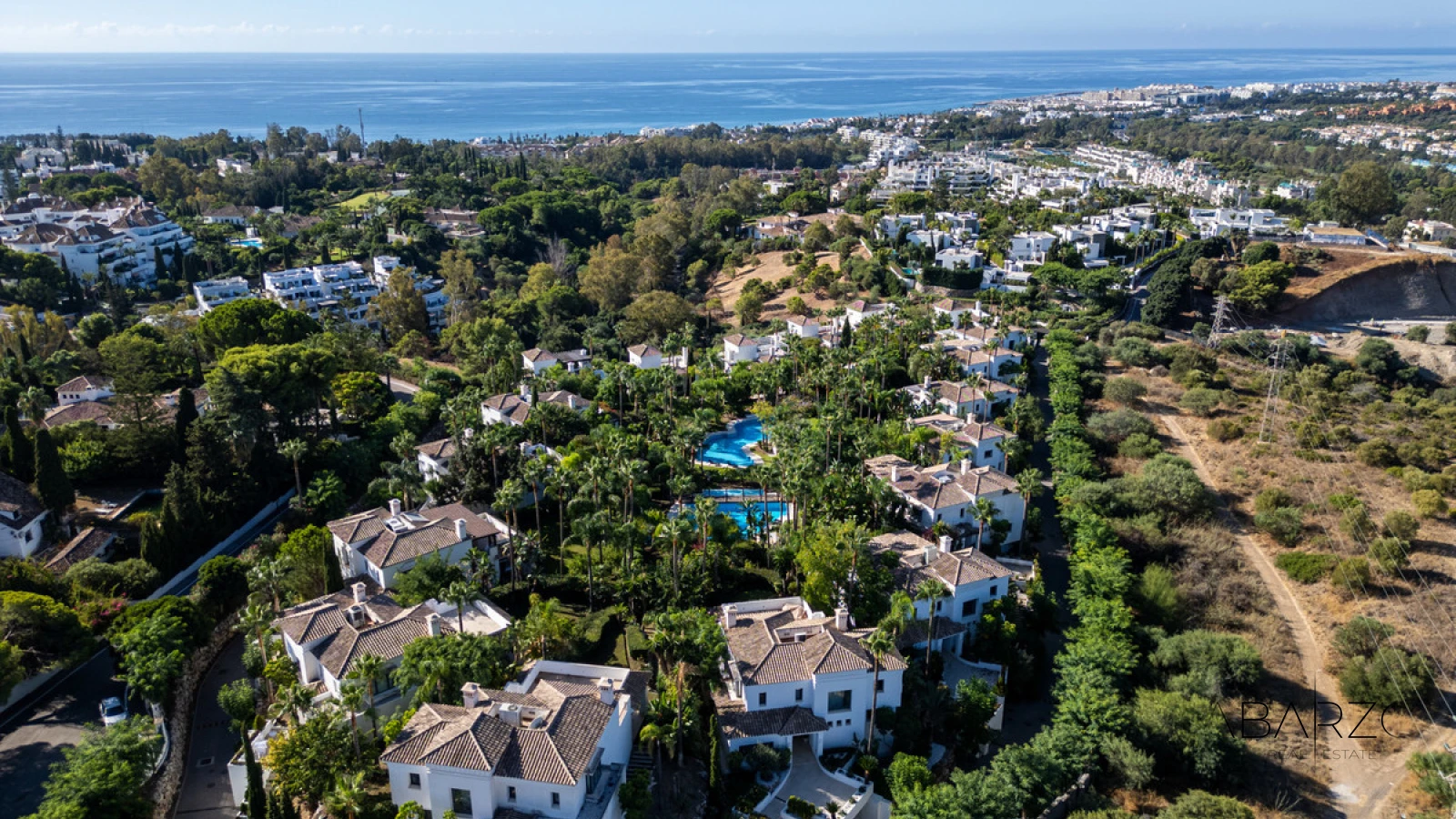 Luxury Semi-Detached Villa with Sea Views in Las Lomas de Magna Marbella — interior, Golden Mile, Marbella (49 of 49)