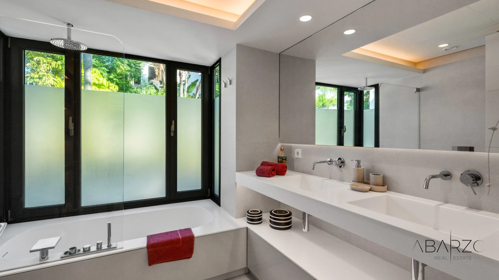 Luxury Semi-Detached Villa with Sea Views in Las Lomas de Magna Marbella — interior, Golden Mile, Marbella (22 of 49)