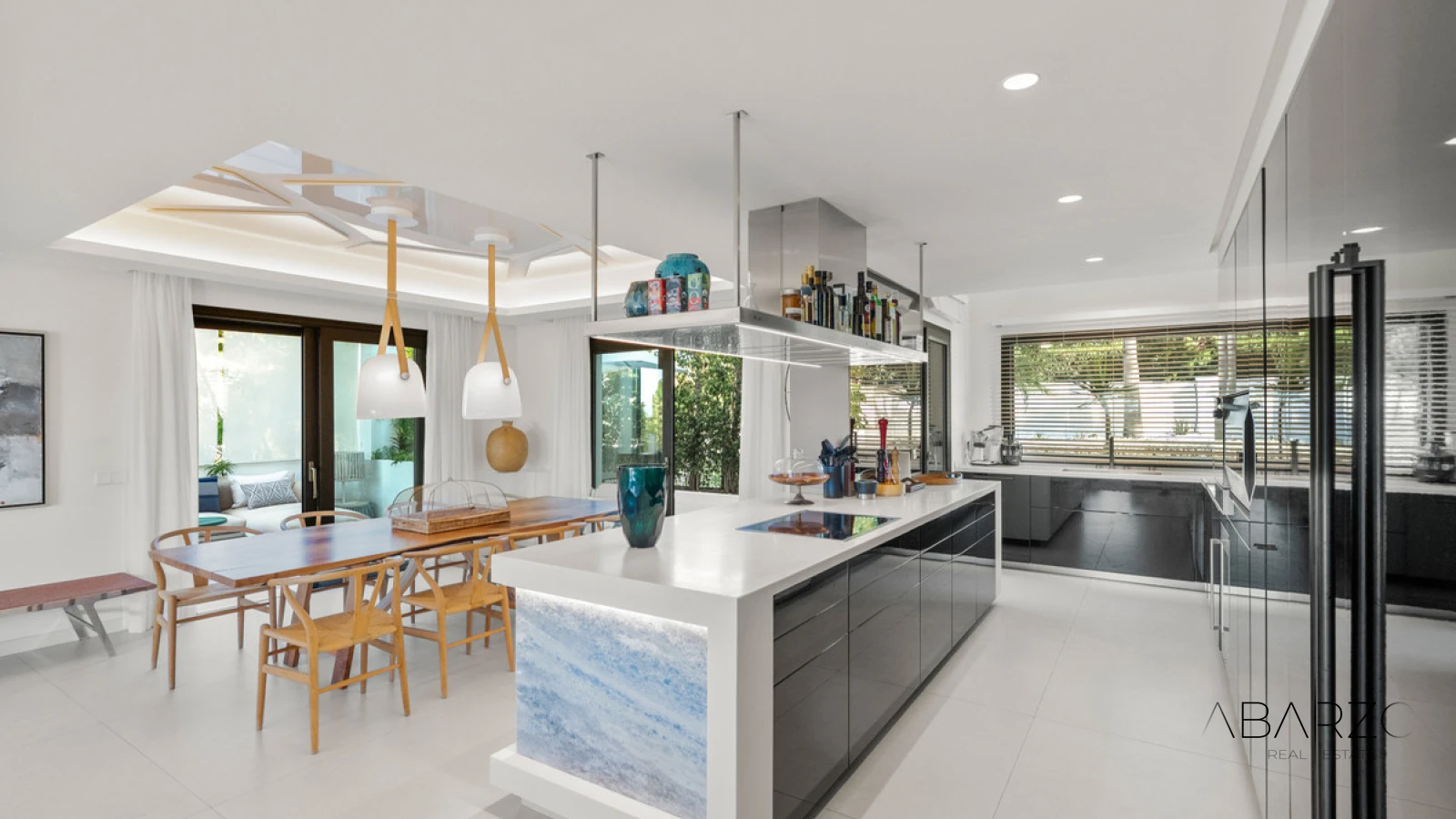 Luxury Semi-Detached Villa with Sea Views in Las Lomas de Magna Marbella — interior, Golden Mile, Marbella (4 of 49)