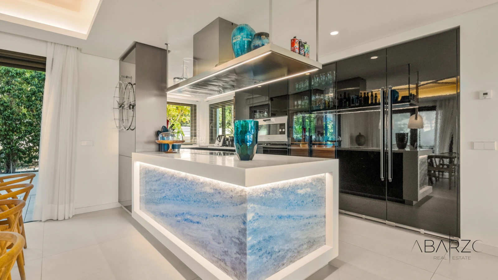Luxury Semi-Detached Villa with Sea Views in Las Lomas de Magna Marbella — interior, Golden Mile, Marbella (11 of 49)