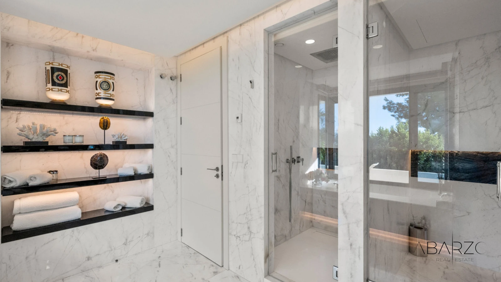 Luxury Semi-Detached Villa with Sea Views in Las Lomas de Magna Marbella — interior, Golden Mile, Marbella (18 of 49)