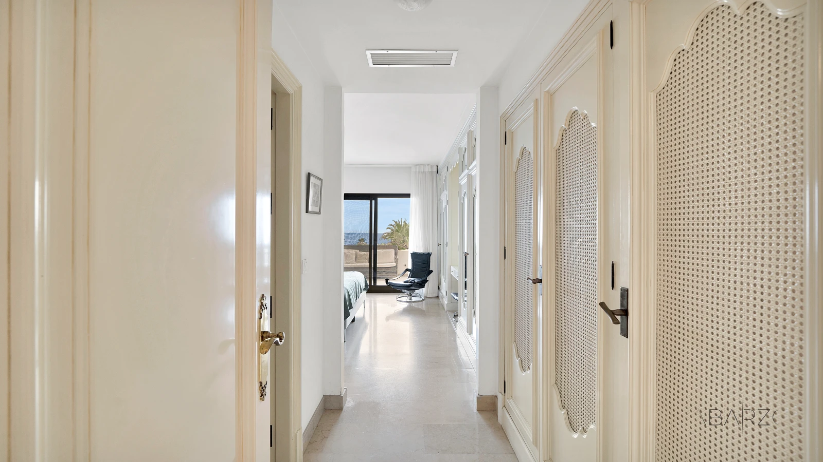 One of a kind First Line Beach Penthouse Golden Mile, Panoramic Sea and Concha Views — interior, Golden Mile, Marbella (32 of 46)