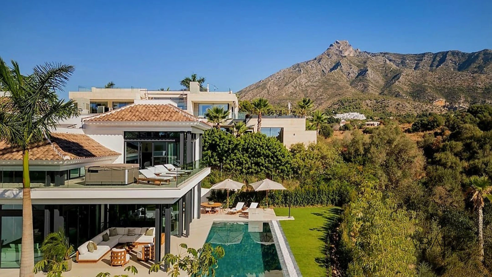 Luxurious Villa in Marbella Golden Mile with Heated Pool and Smart Home — interior, Golden Mile, Marbella (19 of 26)