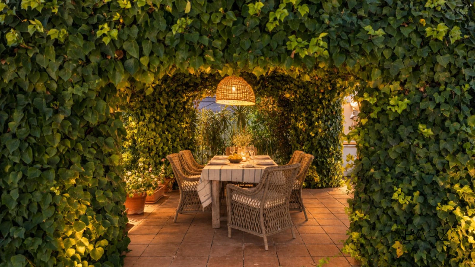 Villa renovada en un barrio seguro de Marbella cerca de la playa y el casco antiguo — interior, Marbella Centro, Marbella (21 of 28)
