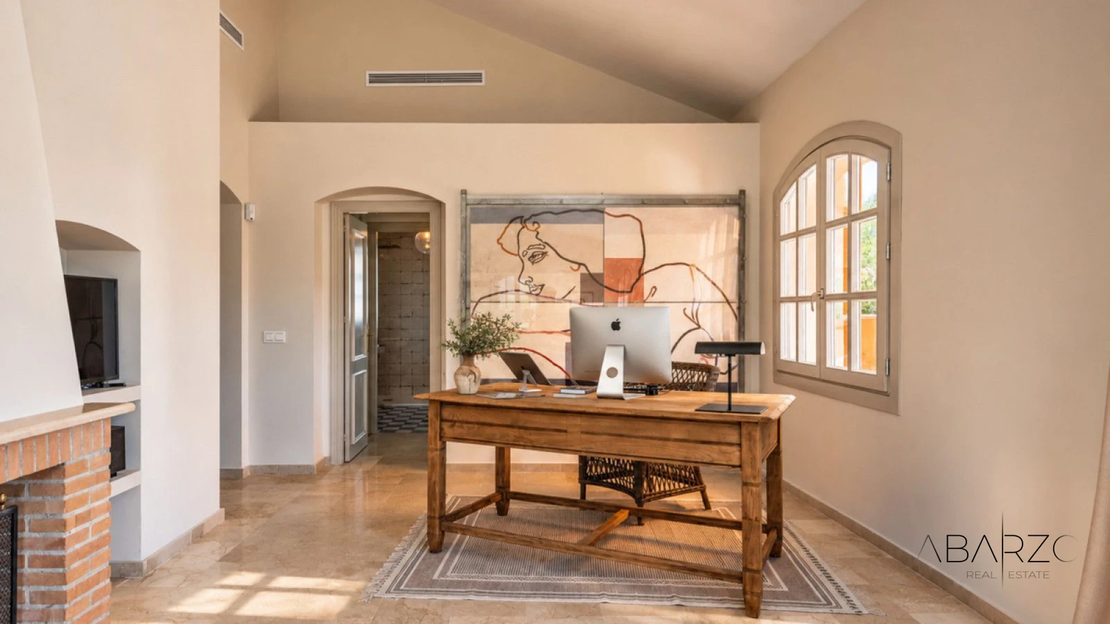Villa renovada en un barrio seguro de Marbella cerca de la playa y el casco antiguo — interior, Marbella Centro, Marbella (11 of 28)