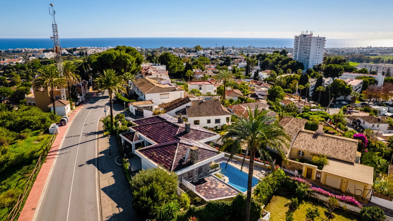 Villa with panoramic sea views in Nueva Andalucia near amenities — interior, Nueva Andalucía, Marbella (37 of 37)