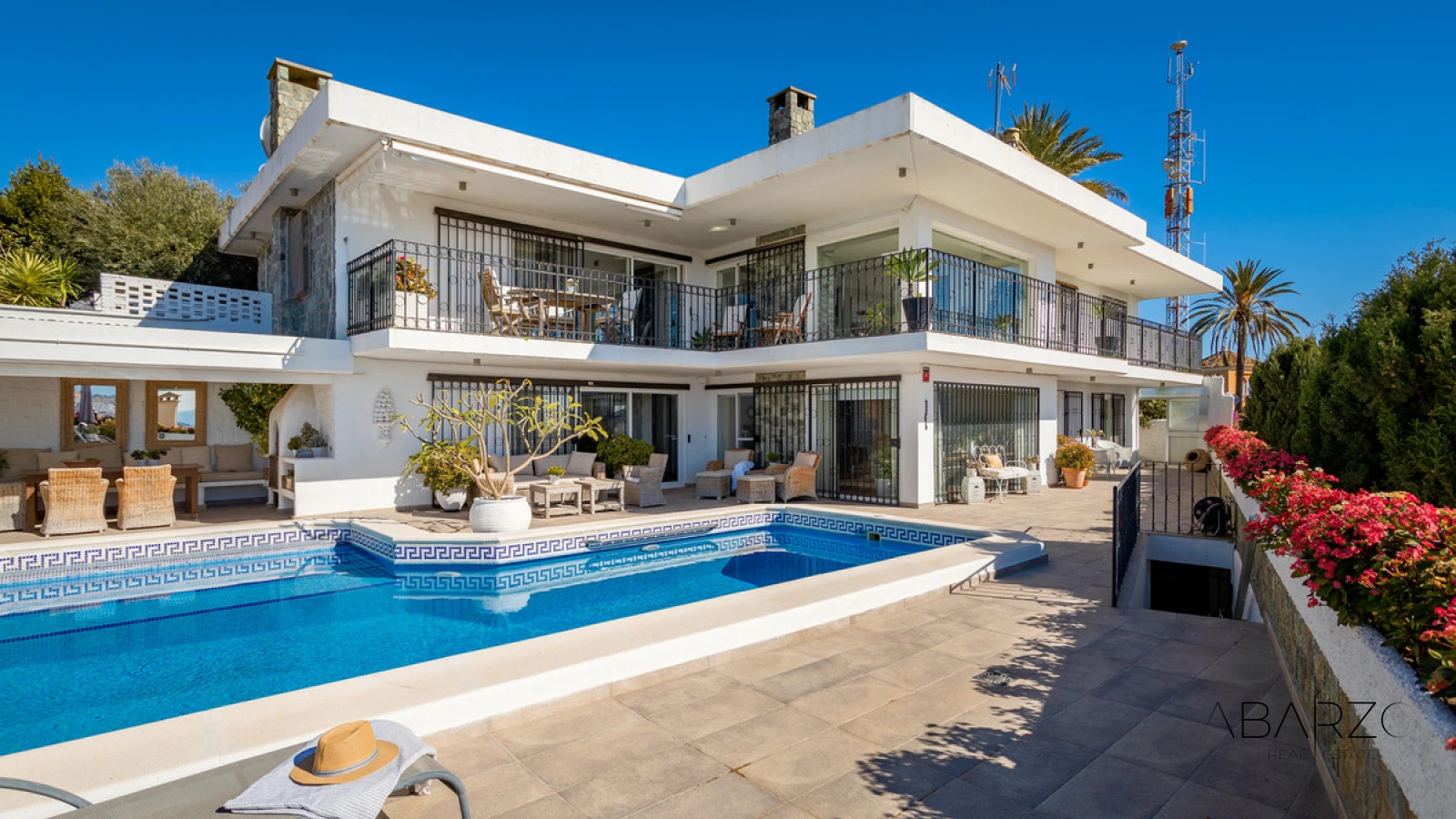 Villa with panoramic sea views in Nueva Andalucia near amenities — interior, Nueva Andalucía, Marbella (4 of 37)