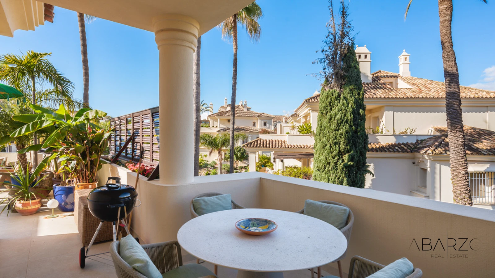 Exceptional Southwest-Facing Duplex Penthouse in Nueva Andalucía with Panoramic Garden Views — interior, Nueva Andalucía, Marbella (27 of 45)