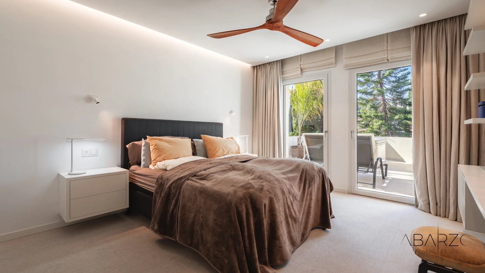 Exceptional Southwest-Facing Duplex Penthouse in Nueva Andalucía with Panoramic Garden Views — interior, Nueva Andalucía, Marbella (3 of 45)