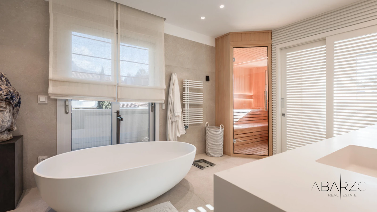 Exceptional Southwest-Facing Duplex Penthouse in Nueva Andalucía with Panoramic Garden Views — interior, Nueva Andalucía, Marbella (17 of 45)
