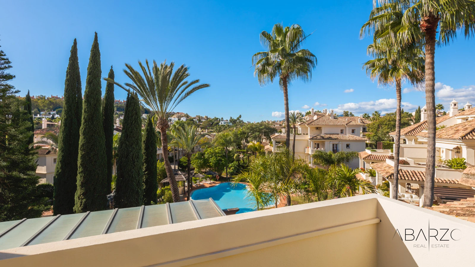 Exceptional Southwest-Facing Duplex Penthouse in Nueva Andalucía with Panoramic Garden Views — interior, Nueva Andalucía, Marbella (42 of 45)