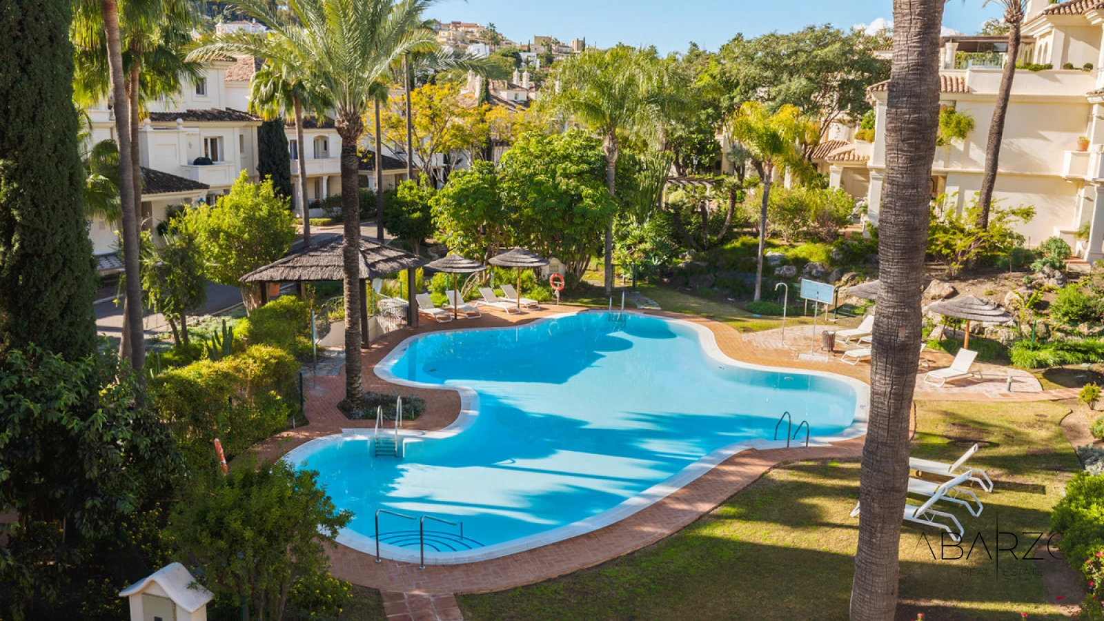 Exceptional Southwest-Facing Duplex Penthouse in Nueva Andalucía with Panoramic Garden Views — interior, Nueva Andalucía, Marbella (33 of 45)