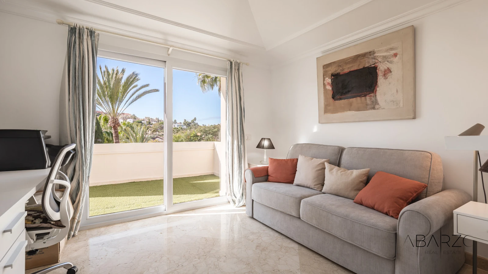 Exceptional Southwest-Facing Duplex Penthouse in Nueva Andalucía with Panoramic Garden Views — interior, Nueva Andalucía, Marbella (21 of 45)
