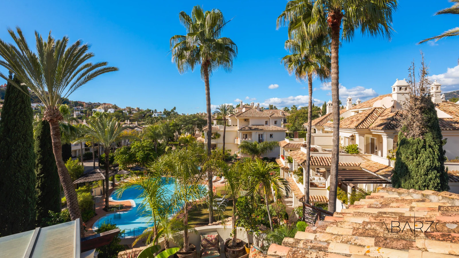 Exceptional Southwest-Facing Duplex Penthouse in Nueva Andalucía with Panoramic Garden Views — interior, Nueva Andalucía, Marbella (43 of 45)