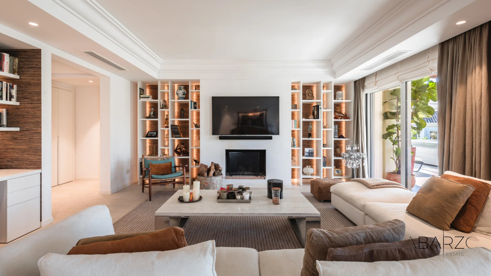 Exceptional Southwest-Facing Duplex Penthouse in Nueva Andalucía with Panoramic Garden Views — interior, Nueva Andalucía, Marbella (6 of 45)