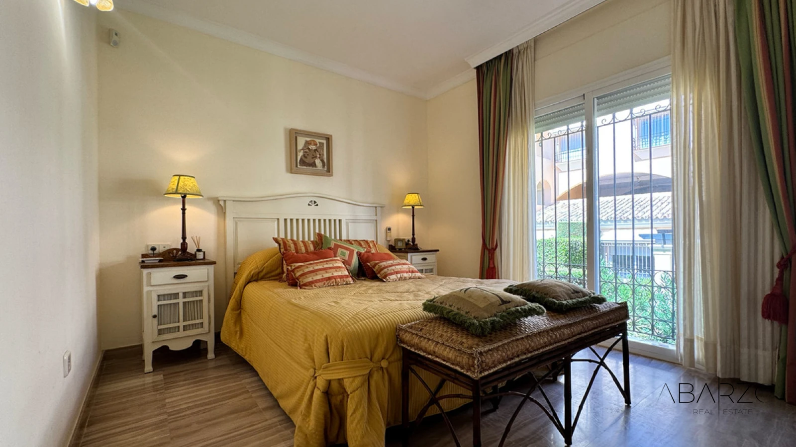 Apartment for Sale in Hacienda Elviria Marbella with Sea View and Private Garage — interior, Marbella East, Marbella (14 of 20)