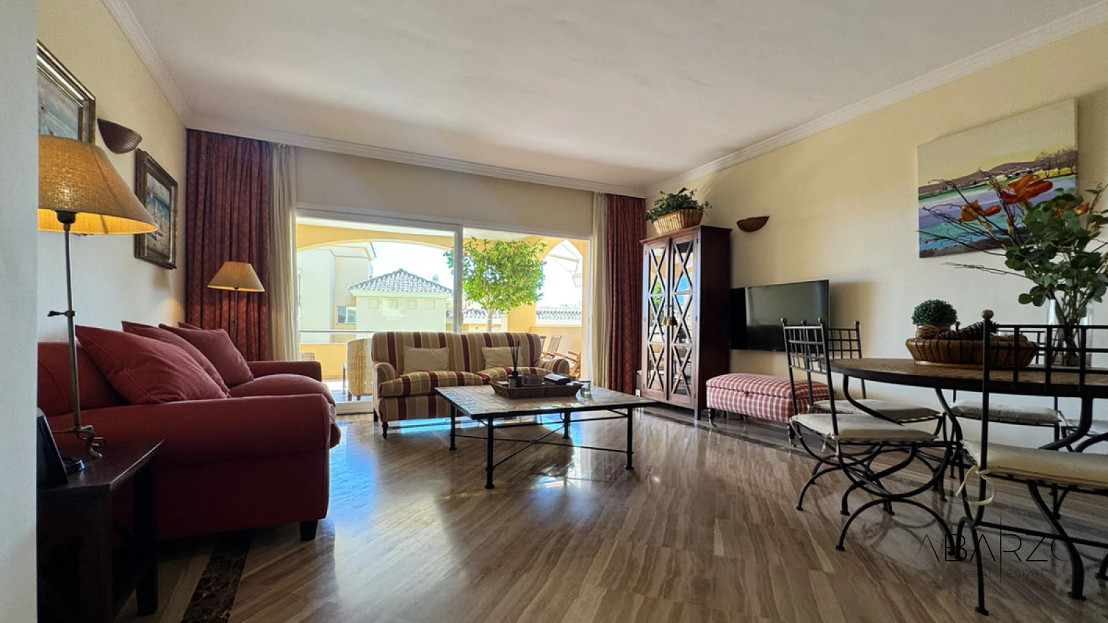 Apartment for Sale in Hacienda Elviria Marbella with Sea View and Private Garage — interior, Marbella East, Marbella (3 of 20)