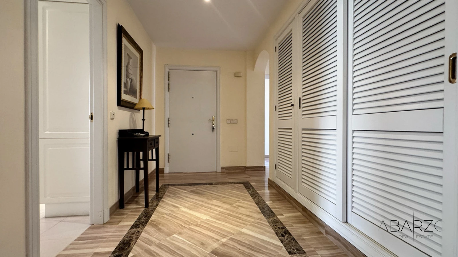 Apartment for Sale in Hacienda Elviria Marbella with Sea View and Private Garage — interior, Marbella East, Marbella (8 of 20)