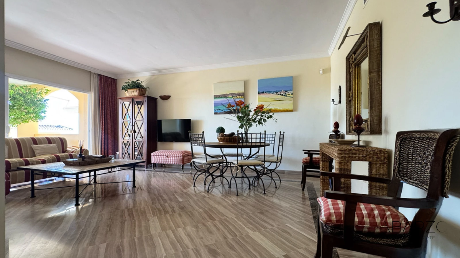 Apartment for Sale in Hacienda Elviria Marbella with Sea View and Private Garage — interior, Marbella East, Marbella (4 of 20)