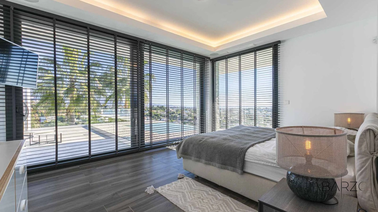 Luxury Villa in Mirador del Paraíso with Heated Pool and Panoramic Views — interior, New Golden Mile, Estepona (48 of 49)