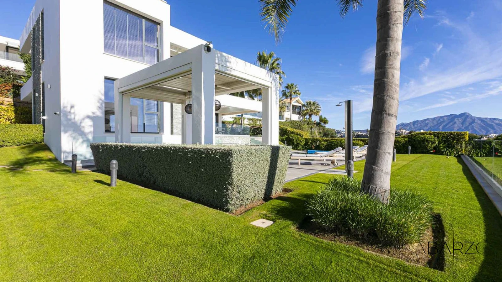 Luxury Villa in Mirador del Paraíso with Heated Pool and Panoramic Views — interior, New Golden Mile, Estepona (25 of 49)