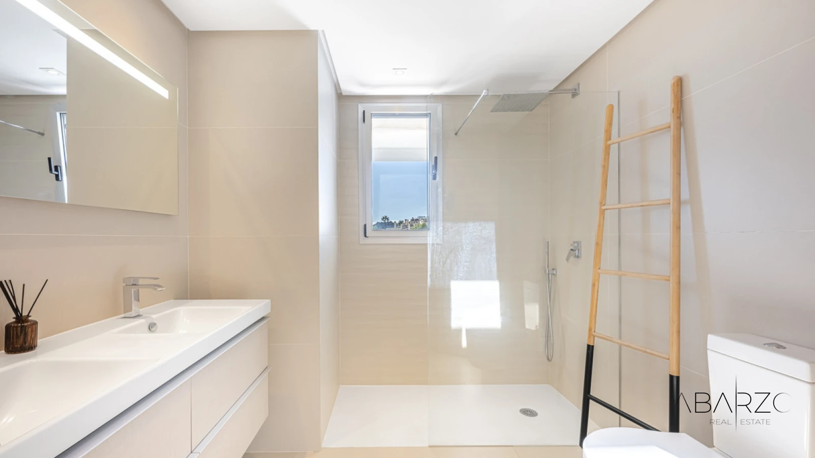 Duplex Penthouse with Panoramic Sea Views in La Reserva del Alcuzcuz — interior, La Reserva de Alcuzcuz, Benahavís (29 of 43)