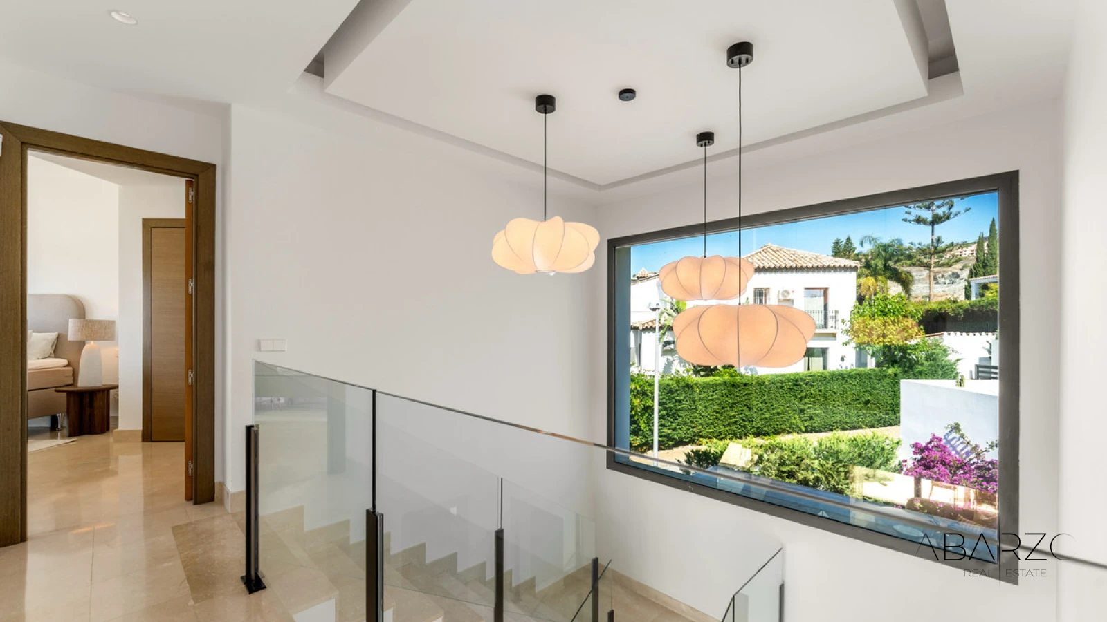 Contemporary villa for sale in Benahavís with panoramic golf and sea views — interior, La Reserva de Alcuzcuz, Benahavís (35 of 49)